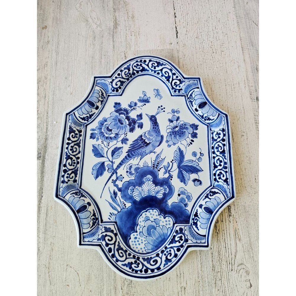 Koninklijke porcelain blue delft‎ parakeet bird platter plate unique